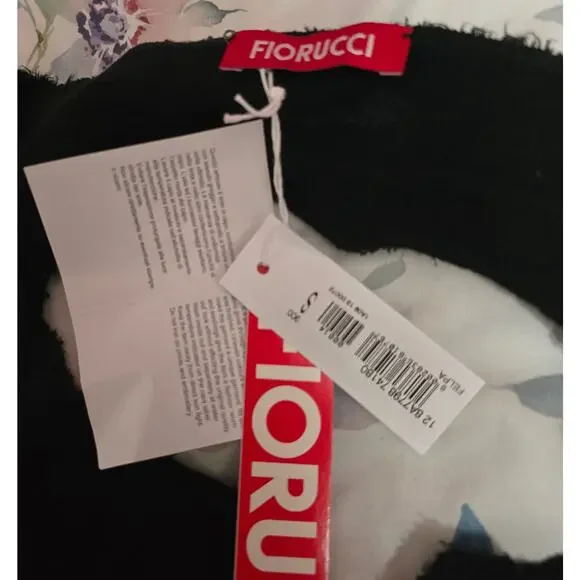 FIORUCCI ‘Love It’ Heart Cutout Back Black Cap Sleeve Sweatshirt Small - Picture 8 of 8